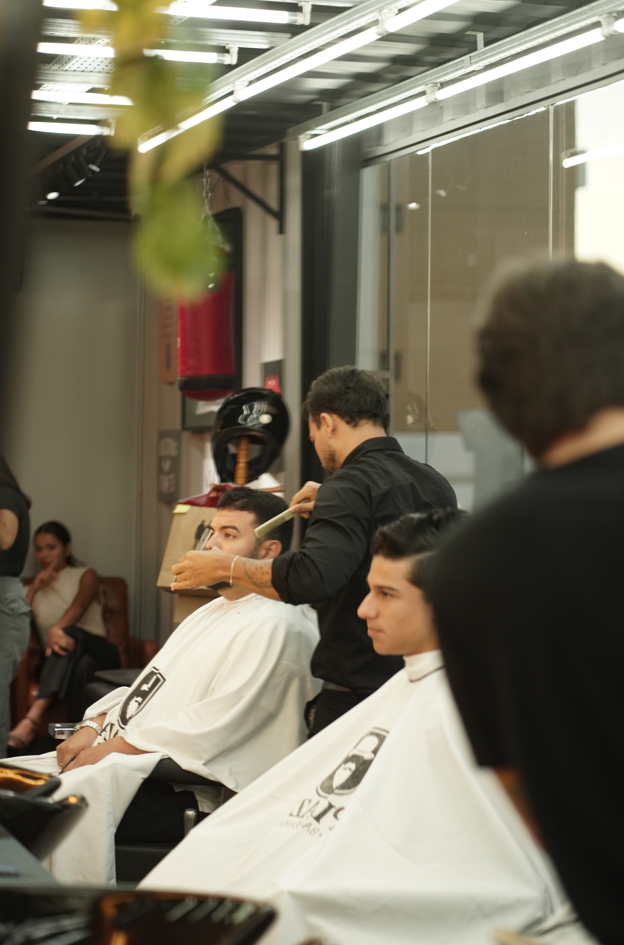 Sala de espera Plaza Barbearia