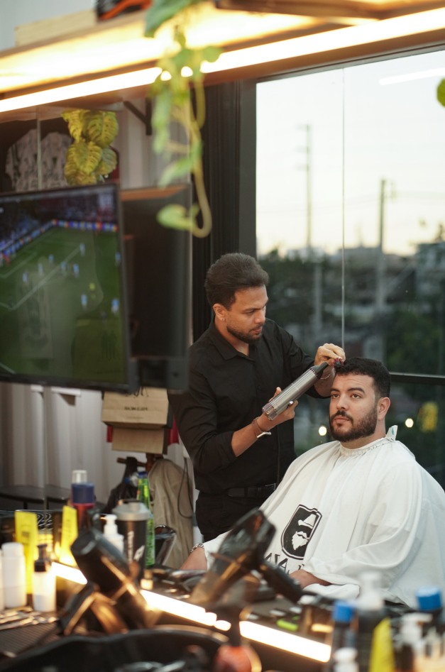 Ambiente interno Plaza Barbearia