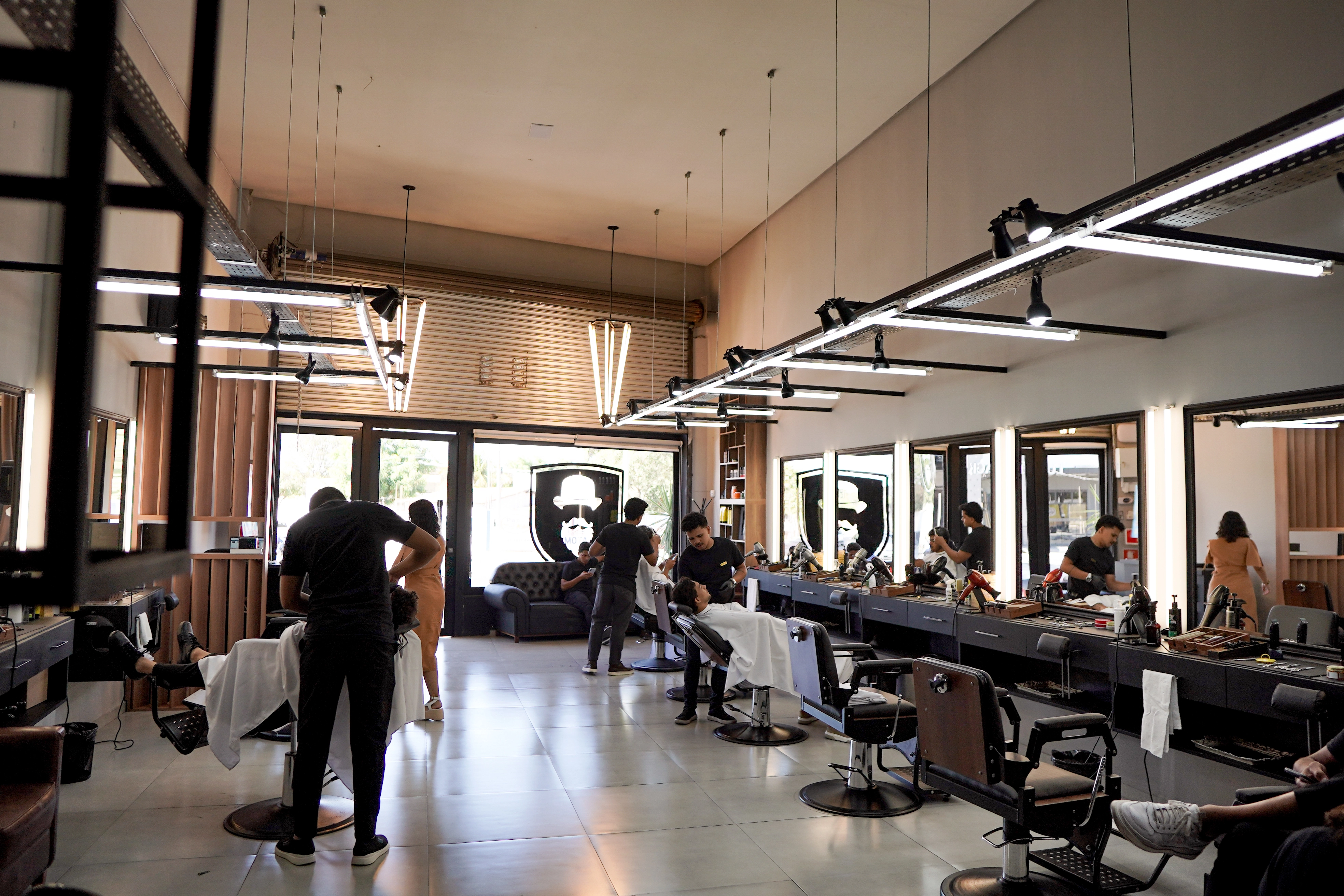 Ambiente interno Plaza Barbearia